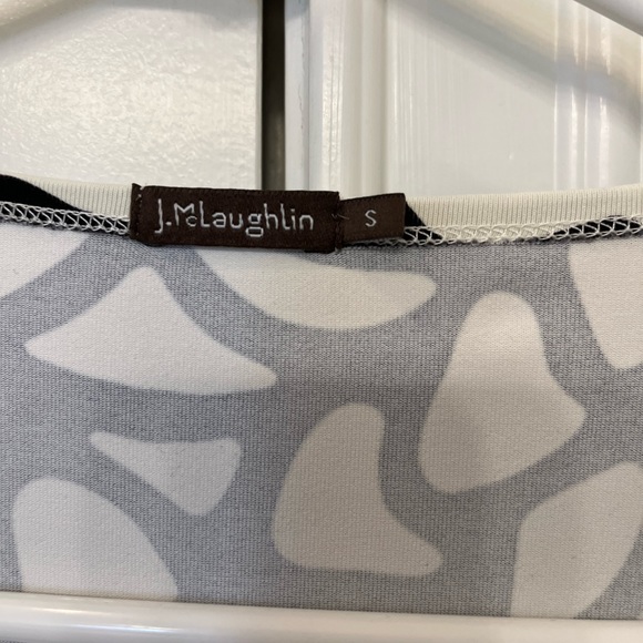 J.McLaughlin top - Picture 2 of 3